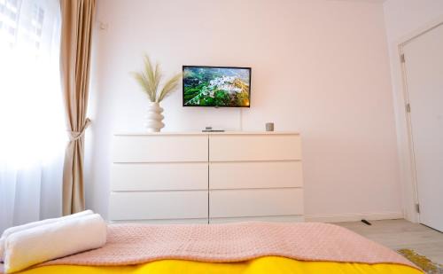 Sector 1 Apartment | SOFIA Cozy Apartment - Underground Private Parking