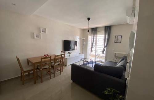 Cite Al Mohammadi Apartment | Sofia Suites Pool&balcony