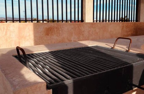 Ferrocarrilera Apartment | Soho 12 with style near malecon