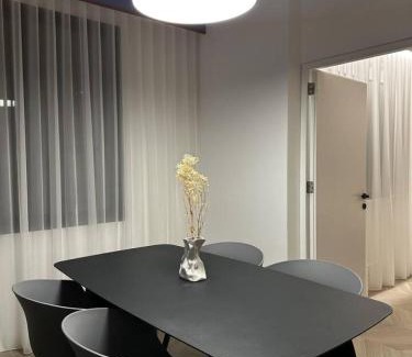 Gemmayzeh Apartment | Sol, 1BR Gemmayze
