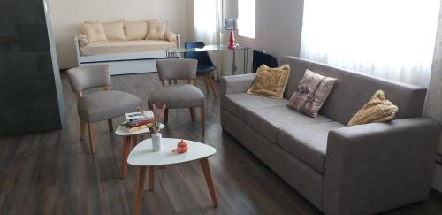San Juan Apartment | Sol y Montaña
