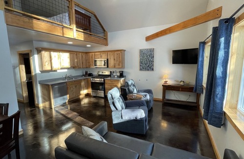 Soldotna Cottage | Soldotna Moose Lane Cottages #2 Central to Kenai River and Peninsula Fishing