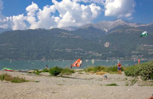 Colico Piano Apartment | Sole 4 Garten Ferienwohnung mit Pool EG