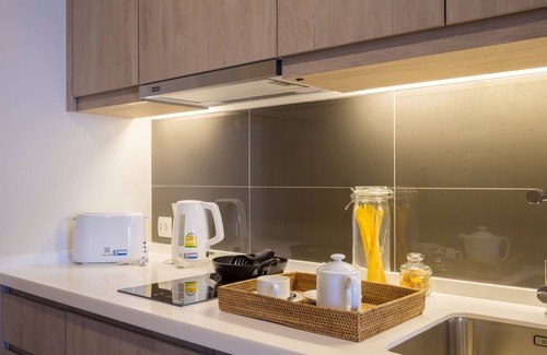 Tha Thaewawong Apartment | Somerset Harbourview Sri Racha