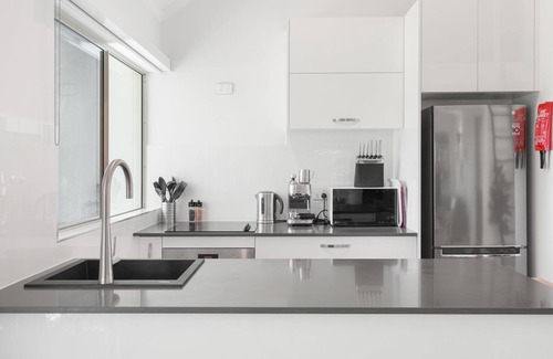 Trinity Beach House | Something Wonderful 2 Bedroom By Belle Escapes