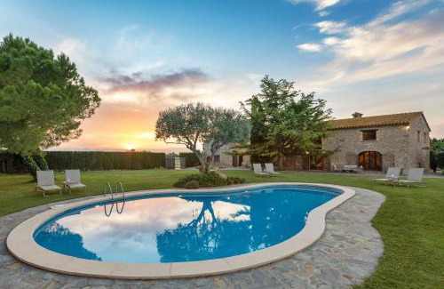 Torroella de Fluvia Bed & Breakfast | Somnis de l´Empordà