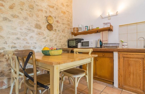 Manacor House | SON BANUS - Chalet with private garden in Manacor. Free WiFi