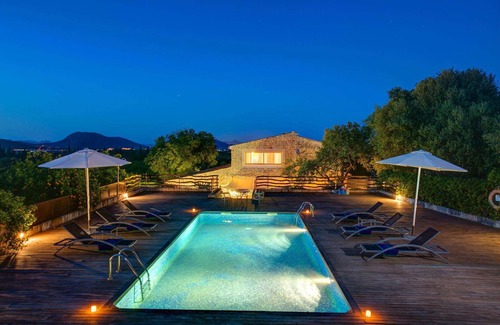 Buger Villa | Son Genet - Five Bedroom Villa, Sleeps 10
