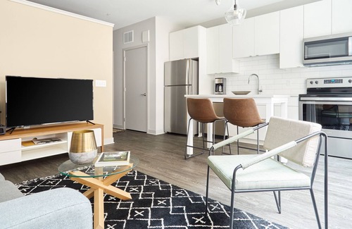 Minneapolis Apartment | Sonder at LUNA | One-Bedroom Apartment