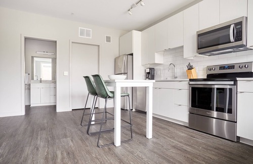 Minneapolis Apartment | Sonder at LUNA | Studio Apartment
