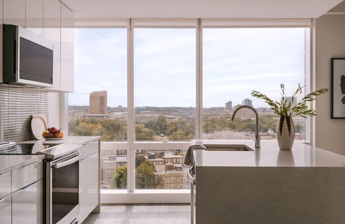 West Fens Apartment | Sonder at Pierce Boston | Superior Three-Bedroom Apartment