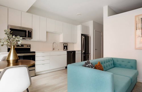 Warehouse District Apartment | Sonder at SECOND & SECOND | Extended Stay One-Bedroom Apartment w/Balcony