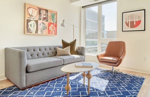 Downtown Minneapolis Apartment | Sonder at Sora | One-Bedroom Apartment w/Juliet Balcony