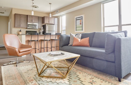 Warehouse District Apartment | Sonder at The Palmer | One-Bedroom Apartment