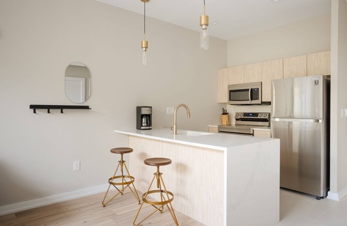 Old City Apartment | Sonder The Edison | One-Bedroom Apartment