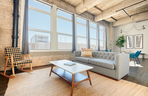 Theater District Apartment | Sonder | The Hogg Palace | Beautiful 1BR + Gym