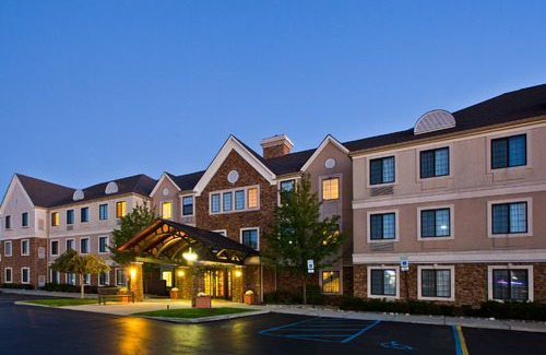 Auburn Hills Hotel | Sonesta ES Suites Detroit Auburn Hills