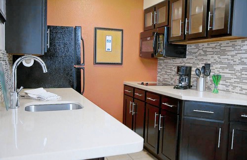 San Bruno Hotel | Sonesta ES Suites San Francisco Airport