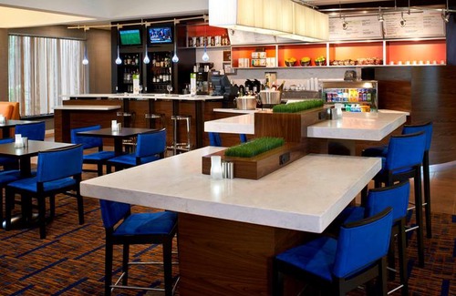 Auburn Hills Hotel | Sonesta Select Detroit Auburn Hills