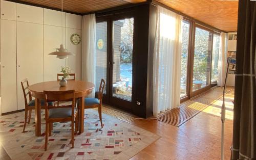 Wabe-Schunter-Beberbach House | Sonniger Architektenbungalow 128 qm