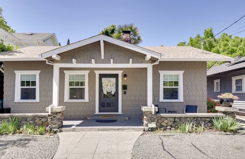 Santa Rosa Cottage | Sonoma Wine Country Cottage w/ Patio + Fire Pit!