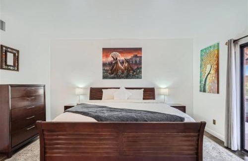 Del Cerro Estates House | Sonoran Desert Oasis plus Close to everything