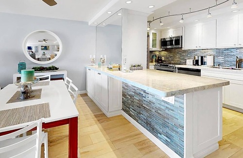 Pacific Beach Condo | Soothing Ocean Sounds, Beach Views, Floor-to-Ceiling Windows: True Beach Therapy