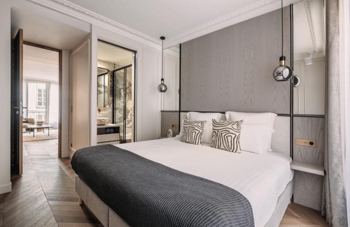 3rd Arrondissement Apartment | Sophisticated 2BED apartment next to the Centre Pompidou