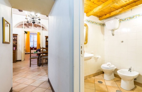 Montecalvario Apartment | Soriano 34 - Cozy and Central by Napoliapartments