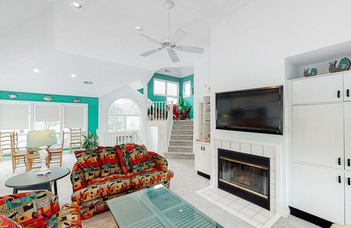 Monteray Shores House | Soundside Home In Corolla w/Heated Pool & Hot Tub