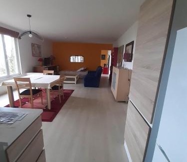 Cerisy-la-Salle Apartment | Sous la charmille.