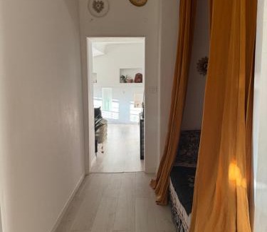 Bastia Apartment | Sous les toits