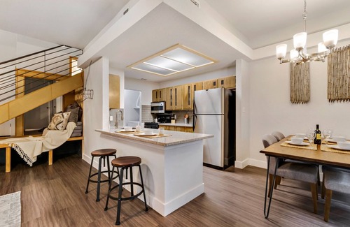 Westgate House | South Austin Creekside Retreat. Nature, Trees, Wet Weather Creek