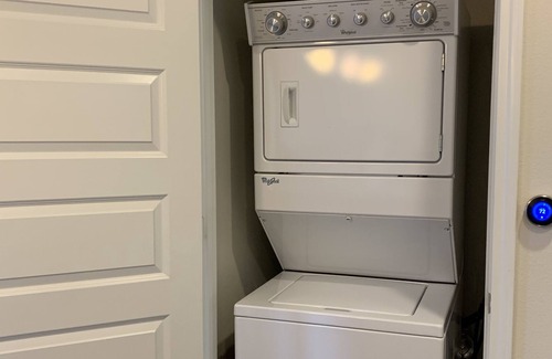Manchaca Apartment | South Austin Near F1 - 1 bed / 1 Air mattress