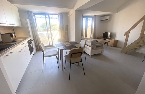 Pianotolli-Caldarello Apartment | South Corsica T3 sea view in beachfront residence with swimming pool and tennis court