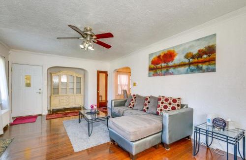 Cleveland Heights Apartment | South Euclid Apt Less Than 10 Mi to Downtown Cleveland!