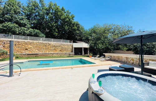 Brignoles Condo | South-facing villa with pool and jacuzzi for an unforgettable stay.