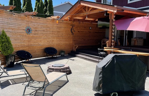 Puyallup House | SOUTH HILL PUYALLUP ~ A Nice Comfortable Home Minutes Away From Everything!