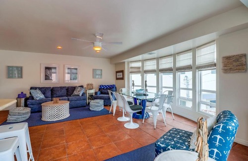 South Mission Beach House | South Mission Avalon Home