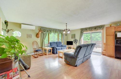 South Range House | South Range Home - 6 Mi to Lake Superior!