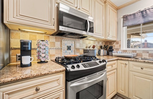 Cambrian House | South SJ 4BR: Spacious & Comfy