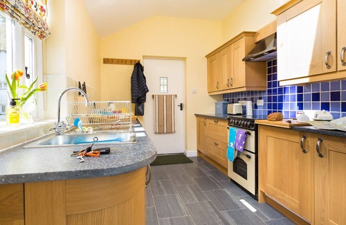 Troutbeck Cottage | SOUTH STONETHWAITE COTTAGE, romantic, with open fire in Windermere