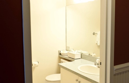 Kamloops Hotel | South Thompson Inn & Conference Centre