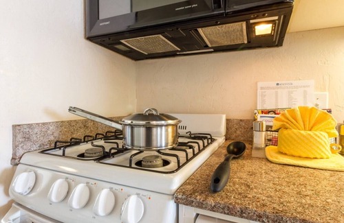 Townsite Resort | Southern California Beach Club Oceanside California 1BR Sleeps 4
