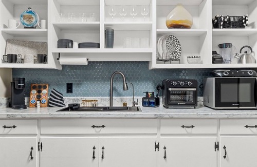 Cave City Apartment | Southern charm with the timeless heritage of Kentucky bourbon.