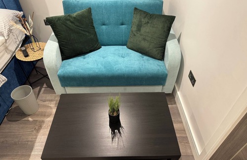 Elland Apartment | Southgate Luxury 2-bedroom apartment in Elland private parking WiFi Jacuzzi Bath