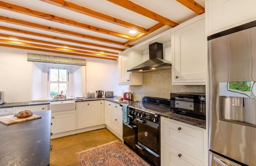 Kirkby Stephen House | Southwaite Cottage - Four Bedroom House, Sleeps 8