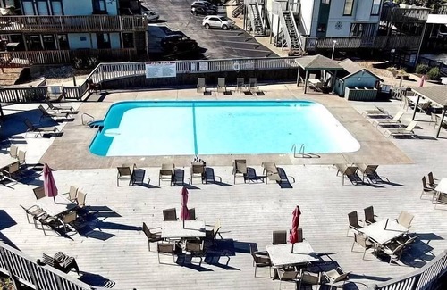 Village of Four Seasons Condo | Southwood Shores - 2BR Condo, lake views, indoor & outdoor pools & much more!