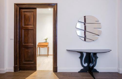 Rione II Trevi Apartment | SPA Apartment Via Barberini