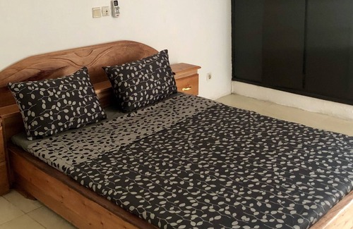 Cocody Villa | Spacious Villa with Garden